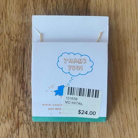 NWT Gold P Initial Dainty Pendant Layering Necklace - Picture 2 of 3